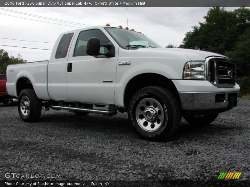 Oxford White / Medium Flint 2006 Ford F350 Super Duty XLT SuperCab 4x4