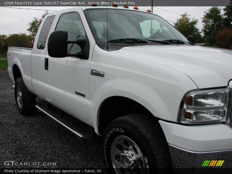 Oxford White / Medium Flint 2006 Ford F350 Super Duty XLT SuperCab 4x4
