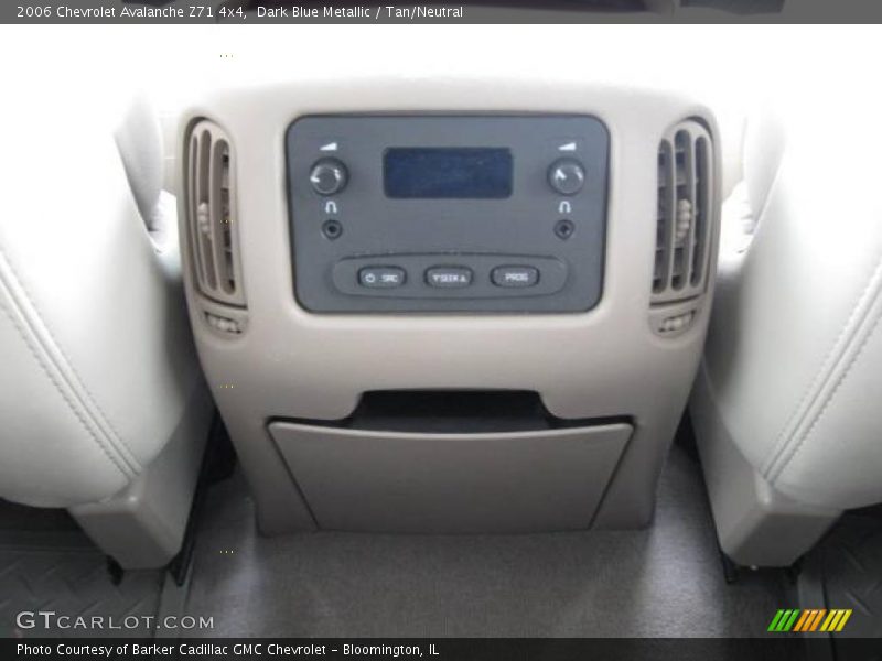 Dark Blue Metallic / Tan/Neutral 2006 Chevrolet Avalanche Z71 4x4