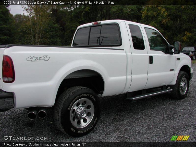 Oxford White / Medium Flint 2006 Ford F350 Super Duty XLT SuperCab 4x4