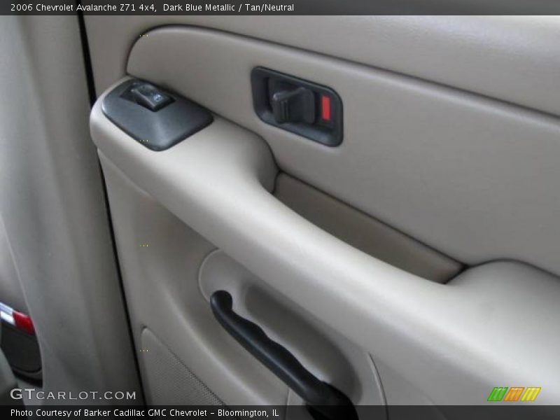 Dark Blue Metallic / Tan/Neutral 2006 Chevrolet Avalanche Z71 4x4