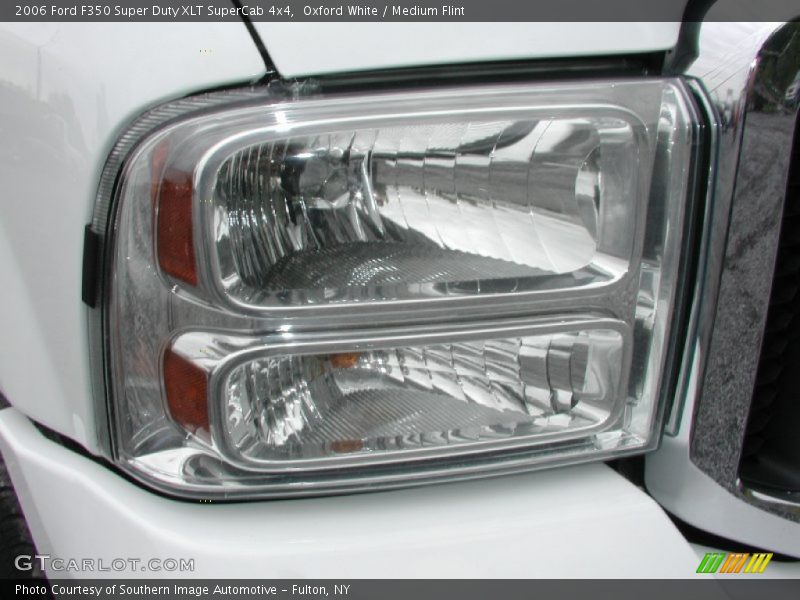 Oxford White / Medium Flint 2006 Ford F350 Super Duty XLT SuperCab 4x4