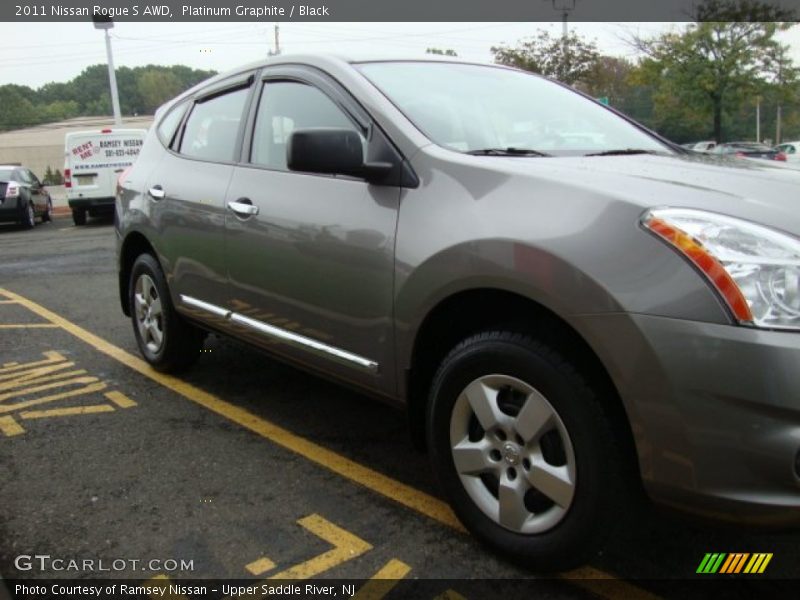 Platinum Graphite / Black 2011 Nissan Rogue S AWD