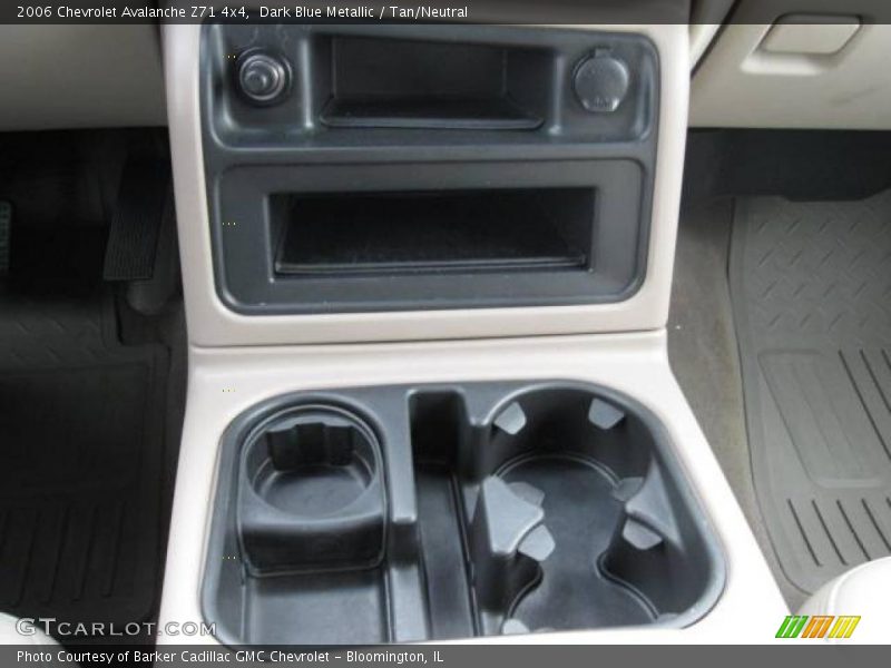 Dark Blue Metallic / Tan/Neutral 2006 Chevrolet Avalanche Z71 4x4