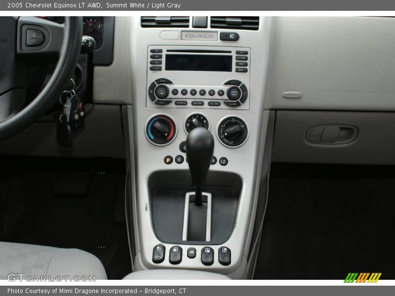 Summit White / Light Gray 2005 Chevrolet Equinox LT AWD