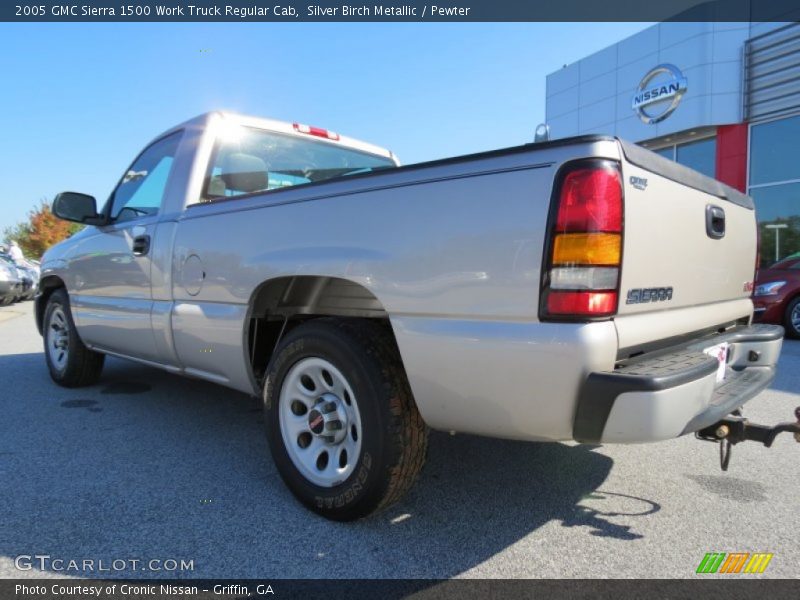 Silver Birch Metallic / Pewter 2005 GMC Sierra 1500 Work Truck Regular Cab