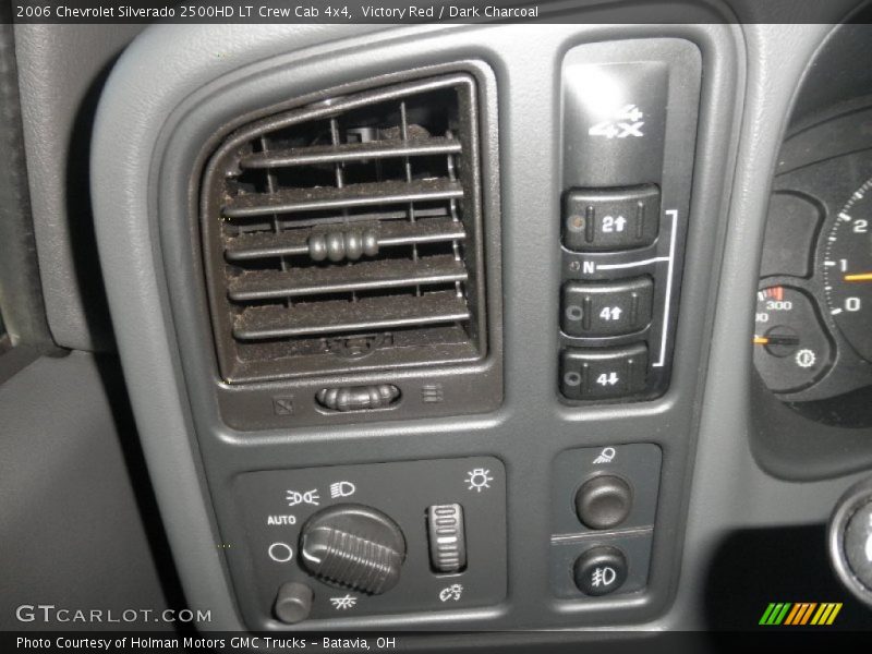 Victory Red / Dark Charcoal 2006 Chevrolet Silverado 2500HD LT Crew Cab 4x4