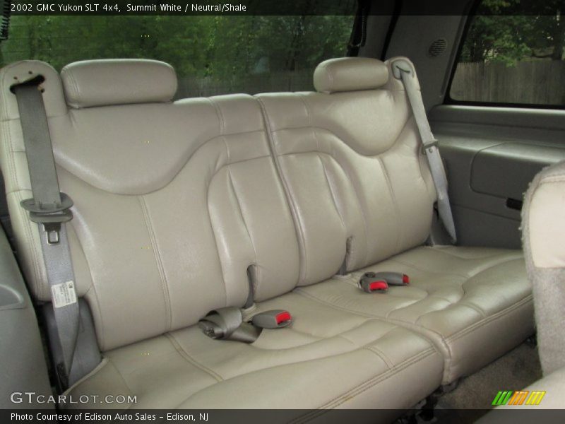 Summit White / Neutral/Shale 2002 GMC Yukon SLT 4x4