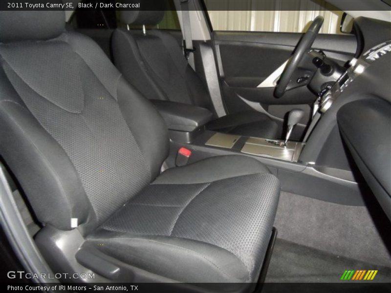 Black / Dark Charcoal 2011 Toyota Camry SE