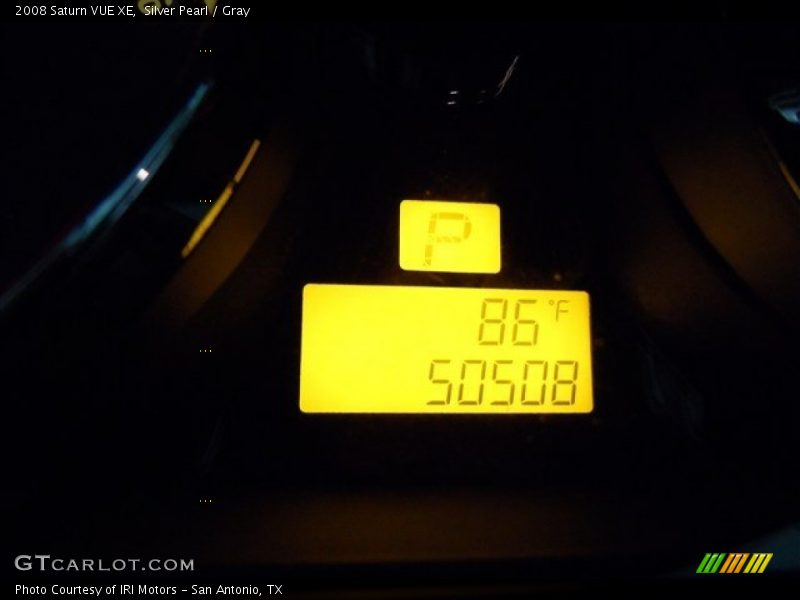 Silver Pearl / Gray 2008 Saturn VUE XE