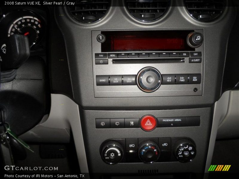 Silver Pearl / Gray 2008 Saturn VUE XE