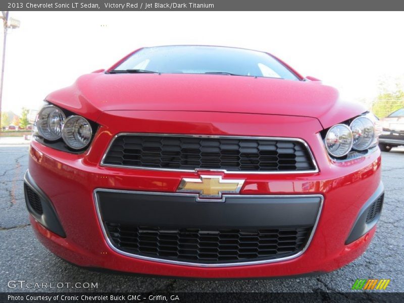 Victory Red / Jet Black/Dark Titanium 2013 Chevrolet Sonic LT Sedan