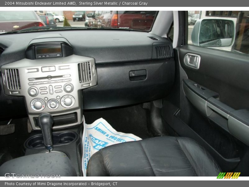Sterling Silver Metallic / Charcoal Gray 2004 Mitsubishi Endeavor Limited AWD