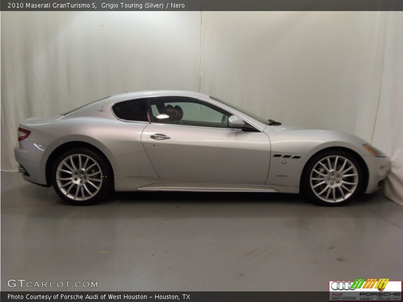 Grigio Touring (Silver) / Nero 2010 Maserati GranTurismo S