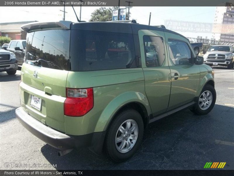 Kiwi Metallic / Black/Gray 2006 Honda Element EX-P AWD