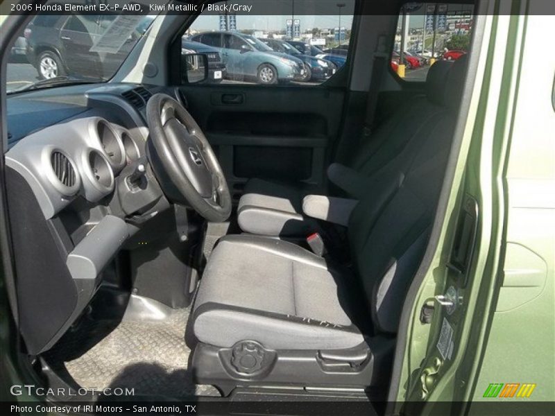 Kiwi Metallic / Black/Gray 2006 Honda Element EX-P AWD