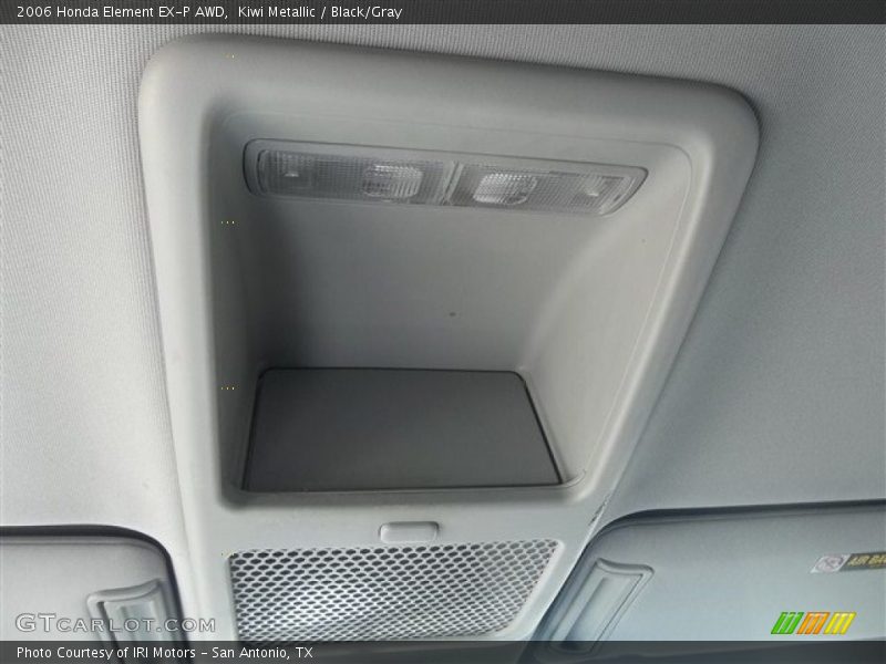 Kiwi Metallic / Black/Gray 2006 Honda Element EX-P AWD