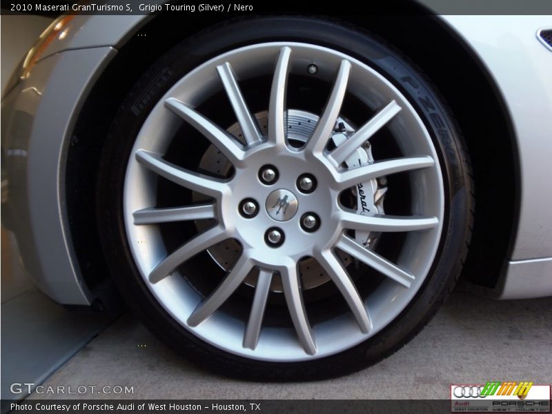 Grigio Touring (Silver) / Nero 2010 Maserati GranTurismo S