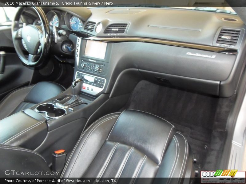 Grigio Touring (Silver) / Nero 2010 Maserati GranTurismo S