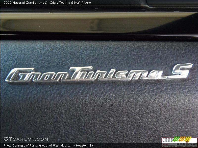 Grigio Touring (Silver) / Nero 2010 Maserati GranTurismo S