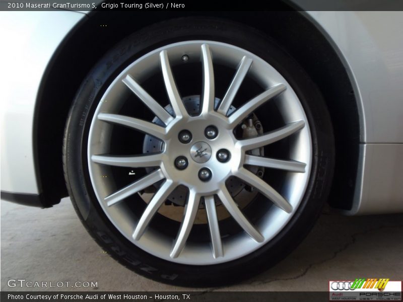 Grigio Touring (Silver) / Nero 2010 Maserati GranTurismo S