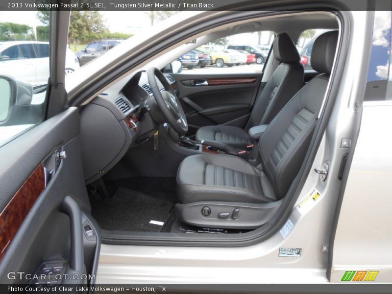 Tungsten Silver Metallic / Titan Black 2013 Volkswagen Passat 2.5L SEL
