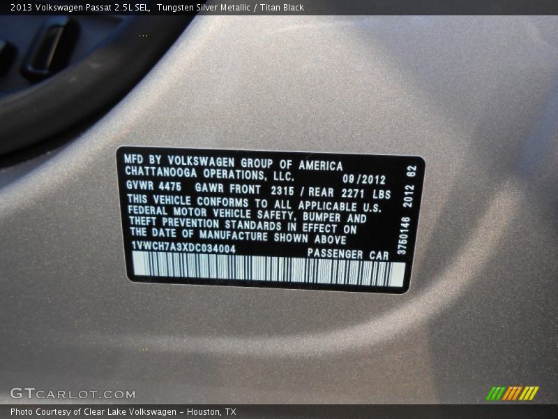 Tungsten Silver Metallic / Titan Black 2013 Volkswagen Passat 2.5L SEL