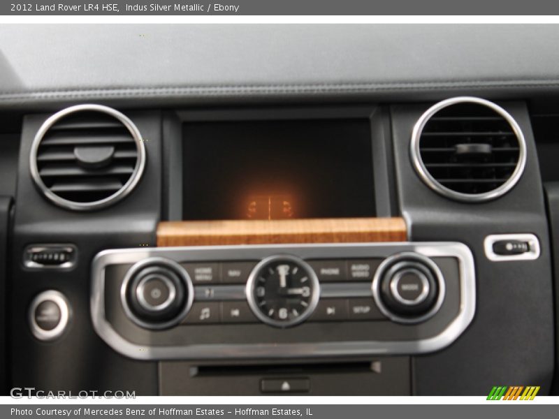 Indus Silver Metallic / Ebony 2012 Land Rover LR4 HSE