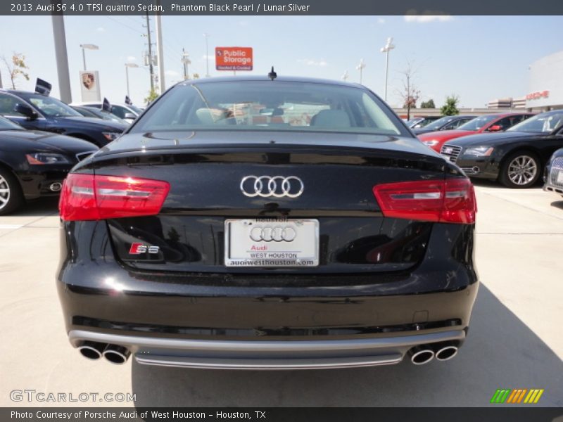 Phantom Black Pearl / Lunar Silver 2013 Audi S6 4.0 TFSI quattro Sedan