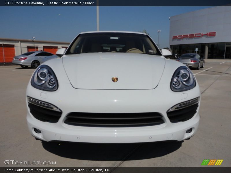 Classic Silver Metallic / Black 2013 Porsche Cayenne