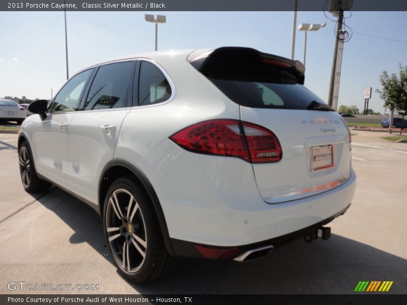 Classic Silver Metallic / Black 2013 Porsche Cayenne
