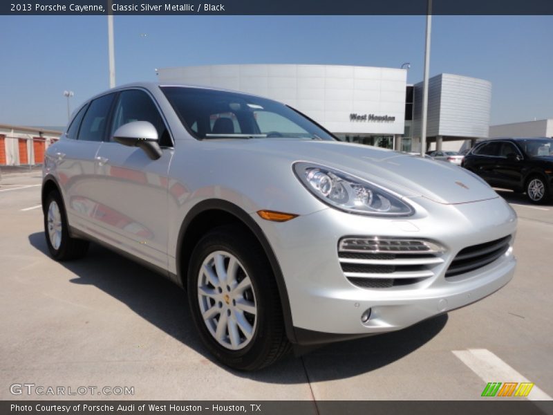 Classic Silver Metallic / Black 2013 Porsche Cayenne