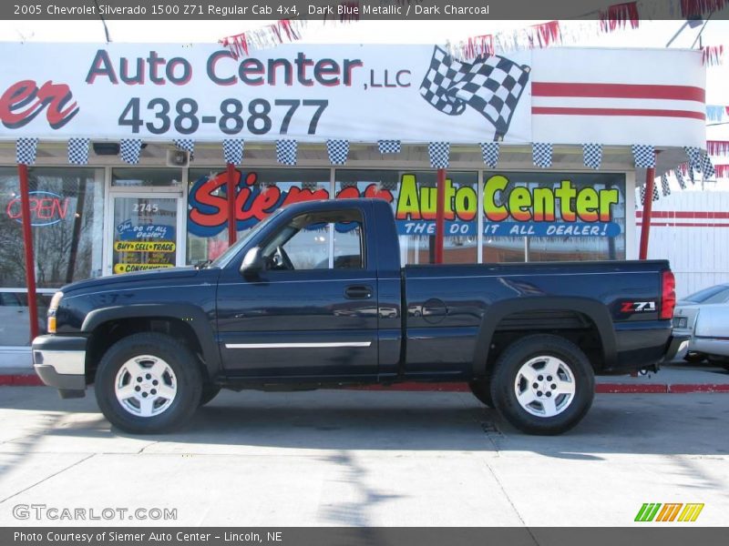 Dark Blue Metallic / Dark Charcoal 2005 Chevrolet Silverado 1500 Z71 Regular Cab 4x4