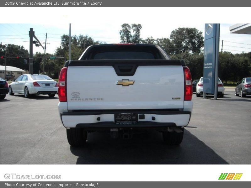 Summit White / Ebony 2009 Chevrolet Avalanche LT