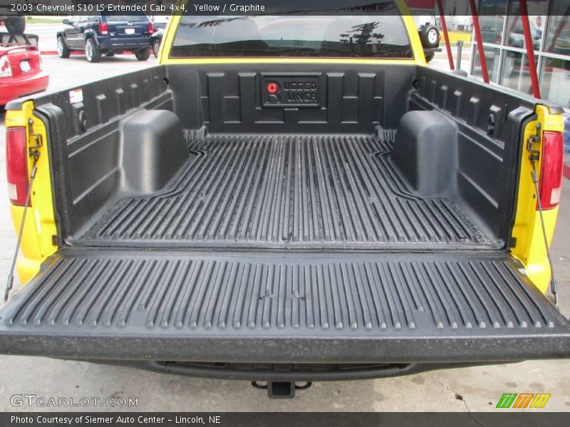 Yellow / Graphite 2003 Chevrolet S10 LS Extended Cab 4x4