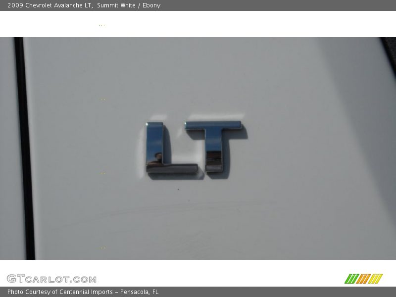 Summit White / Ebony 2009 Chevrolet Avalanche LT