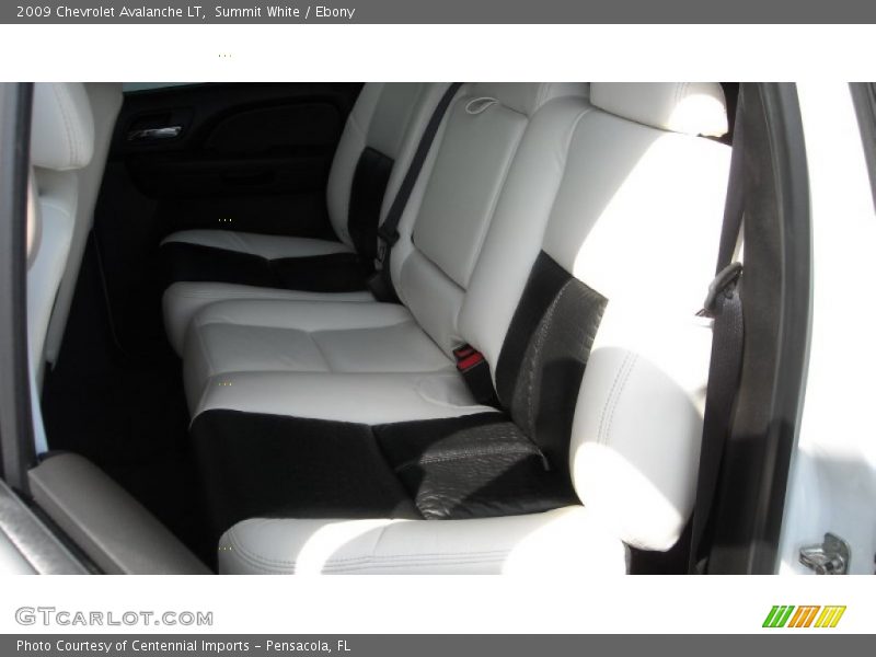 Summit White / Ebony 2009 Chevrolet Avalanche LT