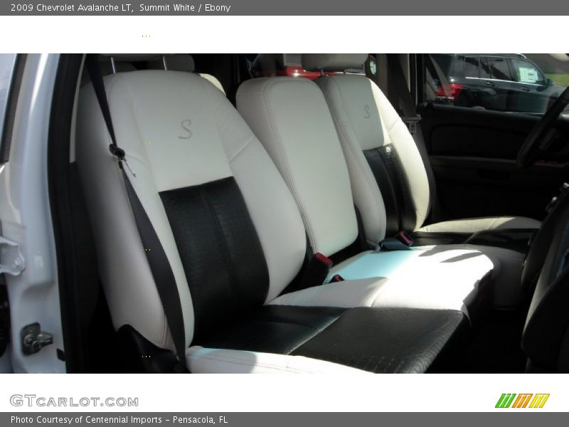 Summit White / Ebony 2009 Chevrolet Avalanche LT
