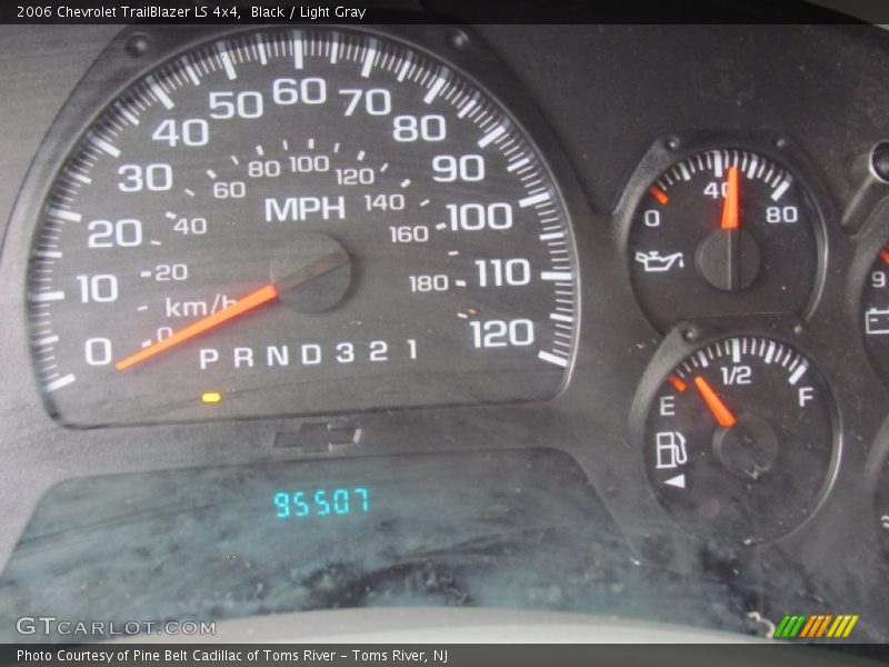 Black / Light Gray 2006 Chevrolet TrailBlazer LS 4x4