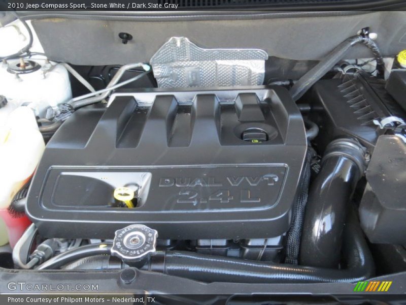 Stone White / Dark Slate Gray 2010 Jeep Compass Sport