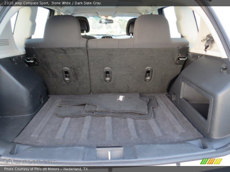 Stone White / Dark Slate Gray 2010 Jeep Compass Sport