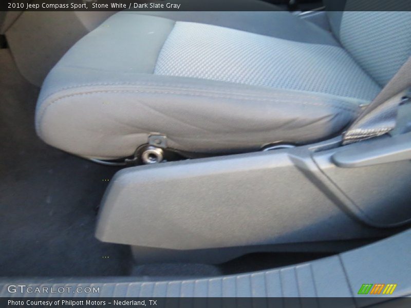 Stone White / Dark Slate Gray 2010 Jeep Compass Sport