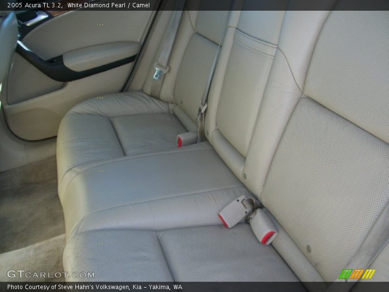 White Diamond Pearl / Camel 2005 Acura TL 3.2