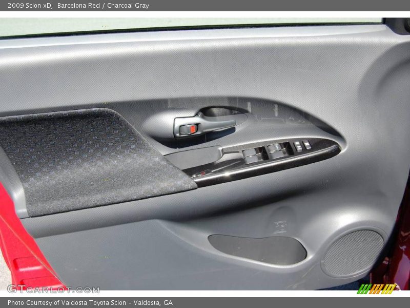 Barcelona Red / Charcoal Gray 2009 Scion xD