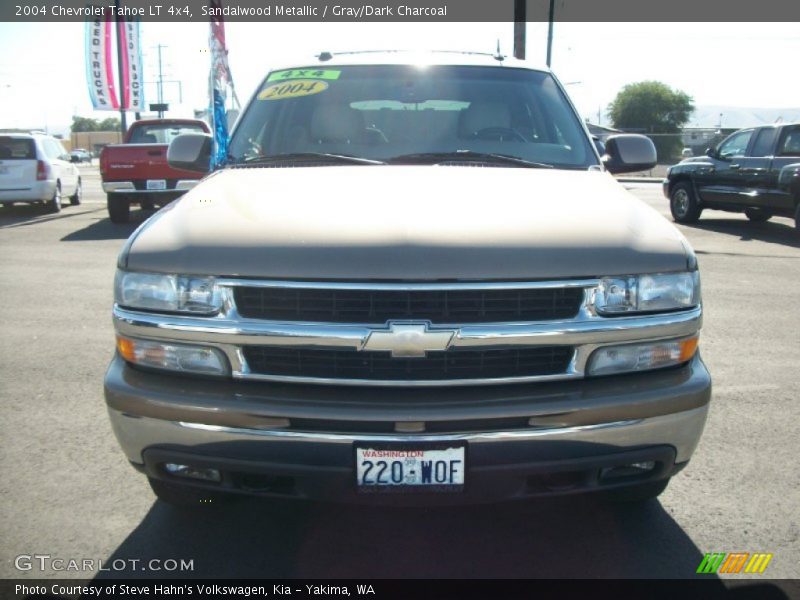 Sandalwood Metallic / Gray/Dark Charcoal 2004 Chevrolet Tahoe LT 4x4