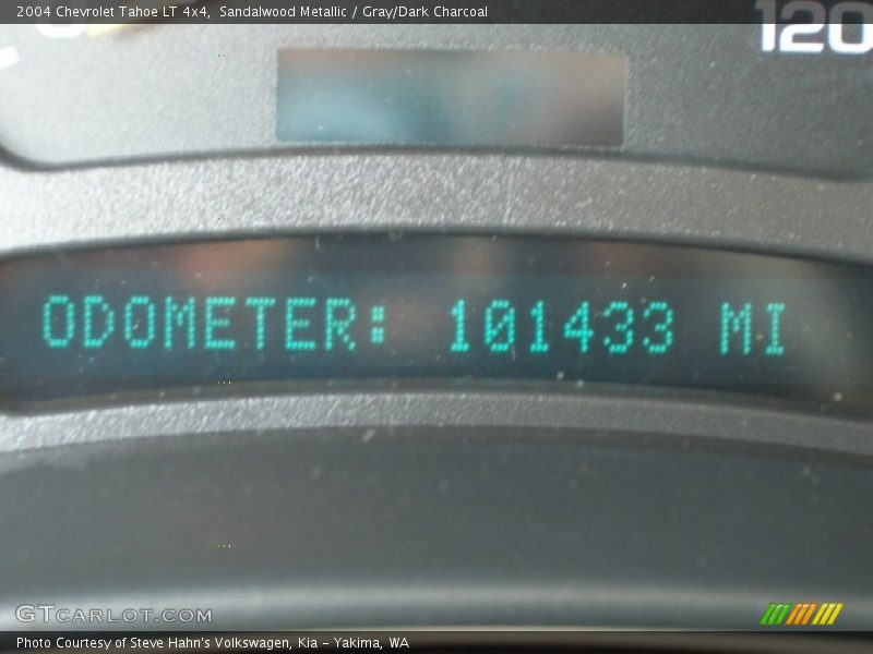 Sandalwood Metallic / Gray/Dark Charcoal 2004 Chevrolet Tahoe LT 4x4