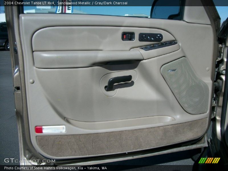 Door Panel of 2004 Tahoe LT 4x4