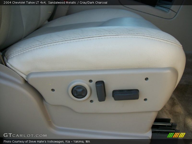 Sandalwood Metallic / Gray/Dark Charcoal 2004 Chevrolet Tahoe LT 4x4