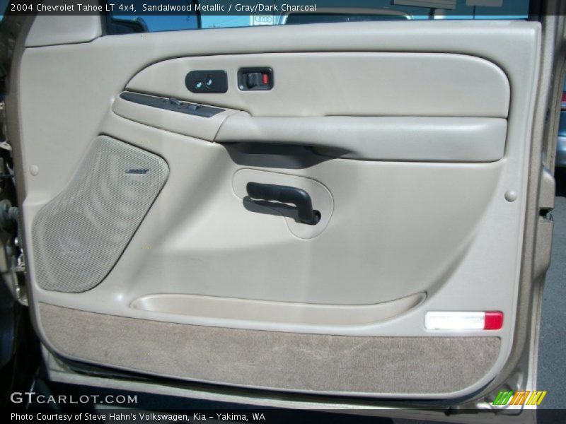 Sandalwood Metallic / Gray/Dark Charcoal 2004 Chevrolet Tahoe LT 4x4