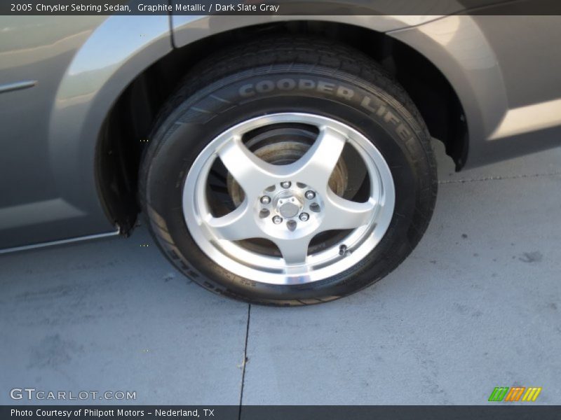 Graphite Metallic / Dark Slate Gray 2005 Chrysler Sebring Sedan